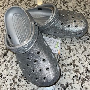 Women’s or Unisex Crocs 🐊